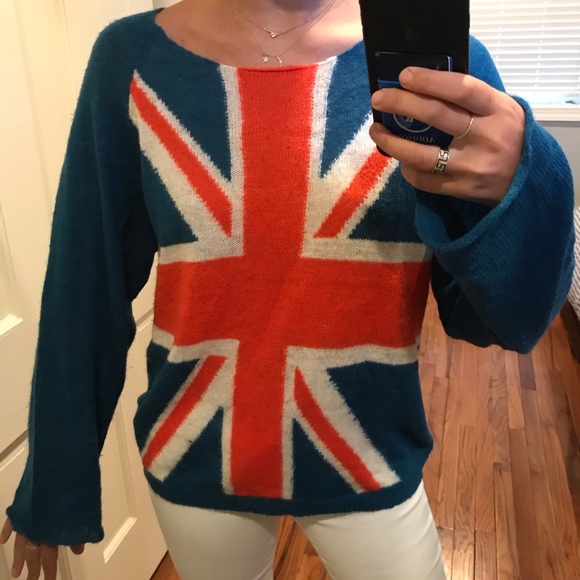 Wildfox London Sweater - Picture 2 of 2